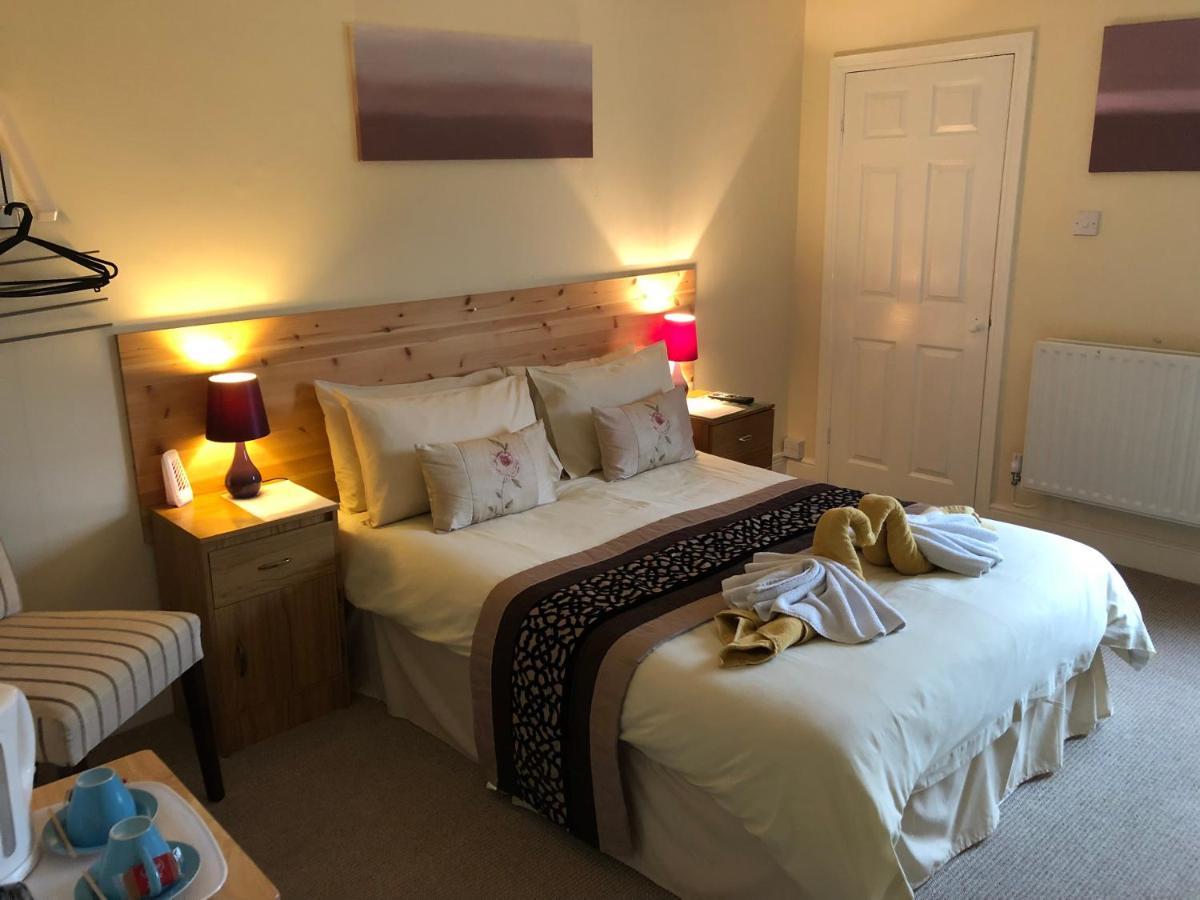 Hogwarts Bed And Continental Breakfast Villa Sheerness Rum bild